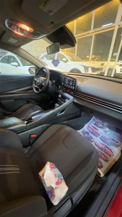 هیۆندای ئەلەنترا